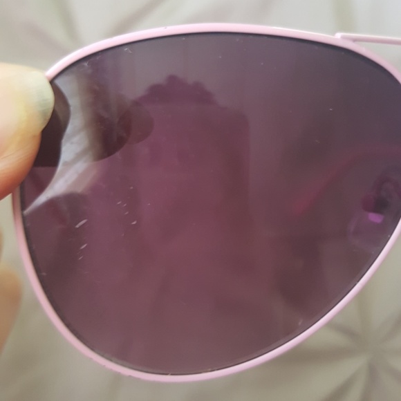 Pink wire aviator sunglasses - Picture 3 of 5